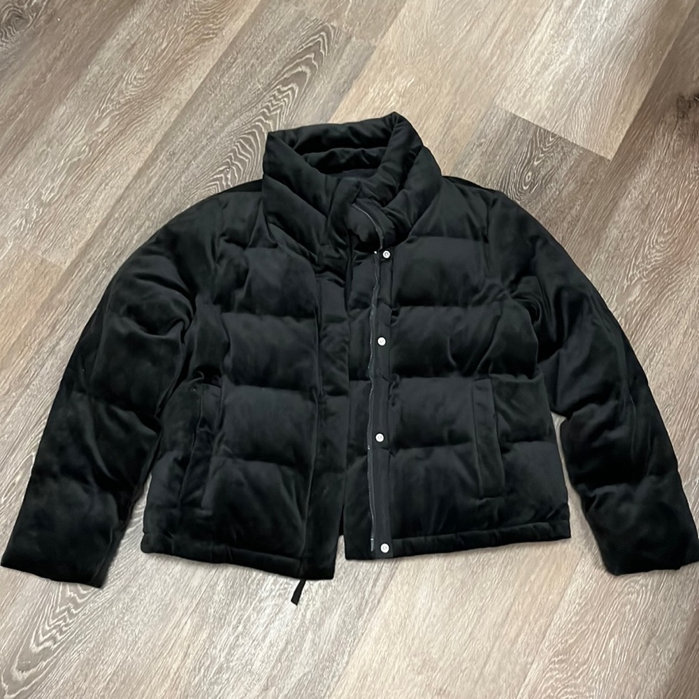 Abercrombie and Fitch black velvet puffer coat